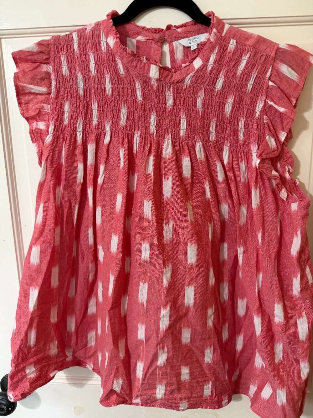 Crown & Ivy Red Geometric Print Flutter Sleeve Top Size  2X